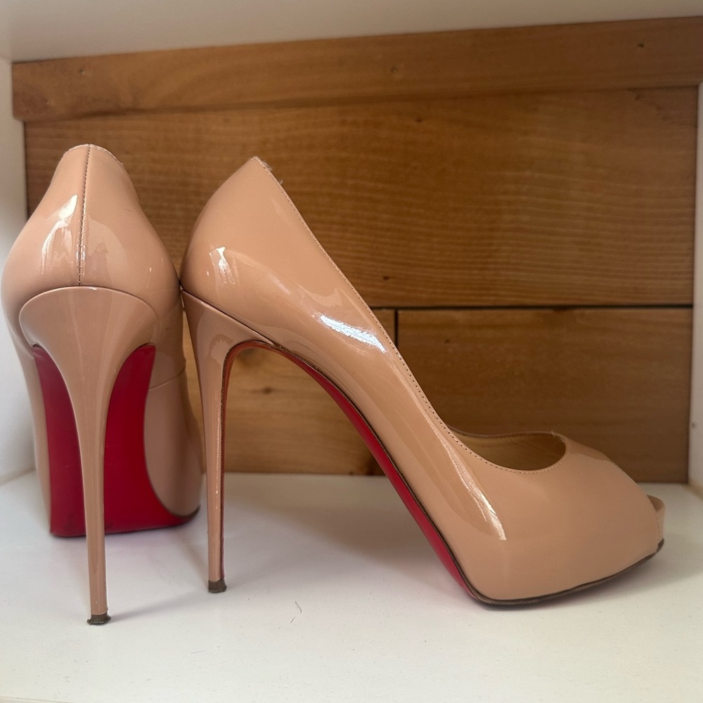 Christian Louboutin Very New Privé size 39, nude color peep toe - Picture 12 of 13